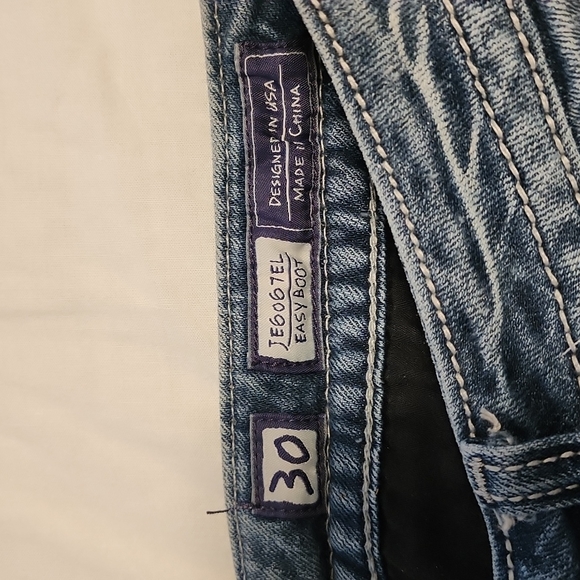 Miss Me Jeans - Picture 2 of 7